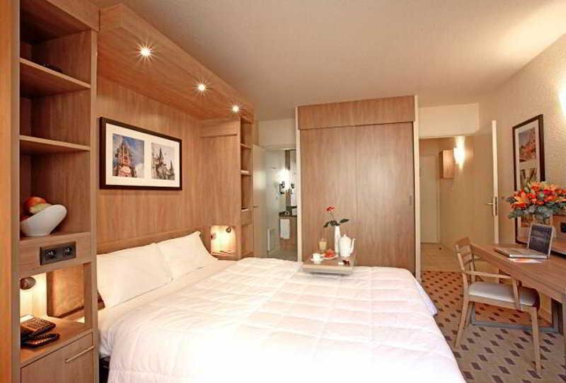Citadines Kleber Aparthotel 3*